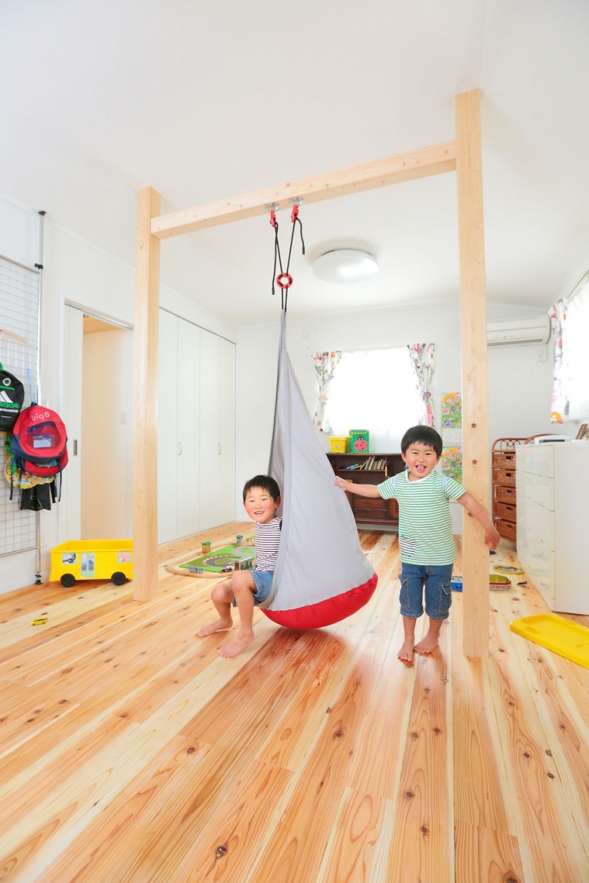 ハンモックのある子供部屋