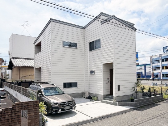 白を基調としたスタイリッシュな外観