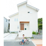 白い家　外観