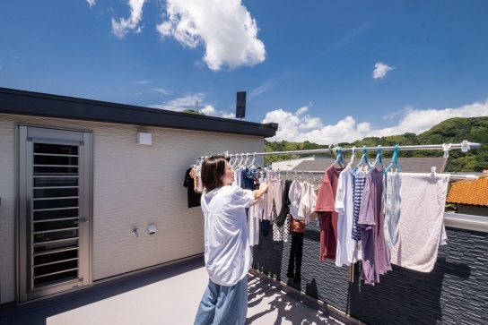 ベランダをなくし屋上バルコニーに - パーツギャラリー - 三和建設株式